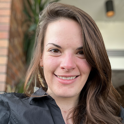 Katie Herr Headshot